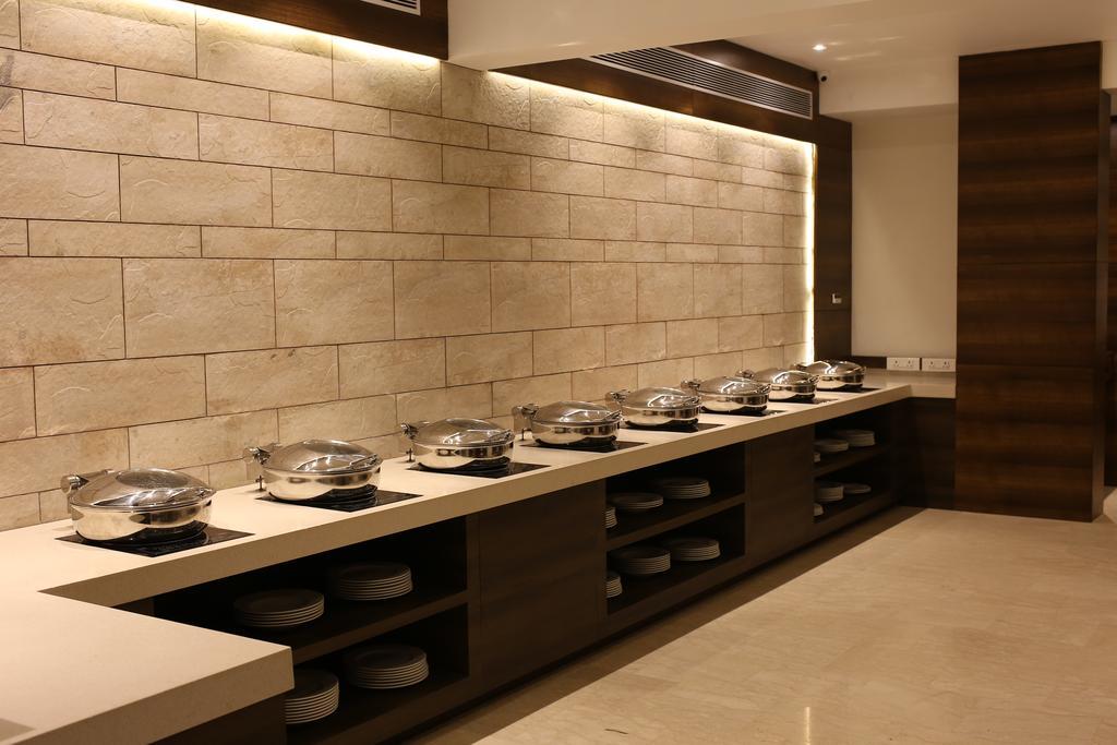 Lemon Tree Hotel Кандолим Экстерьер фото
