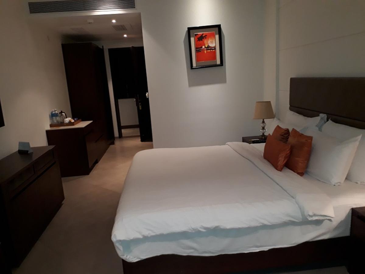 Lemon Tree Hotel Кандолим Экстерьер фото