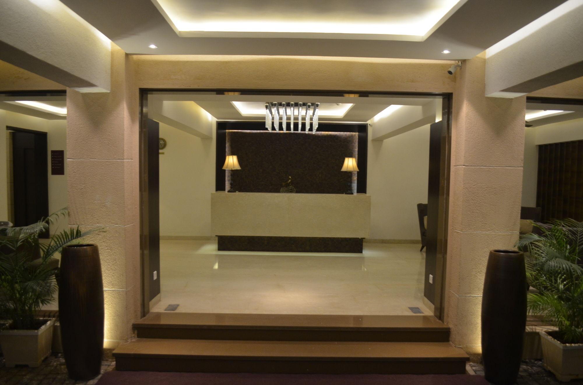 Lemon Tree Hotel Кандолим Экстерьер фото